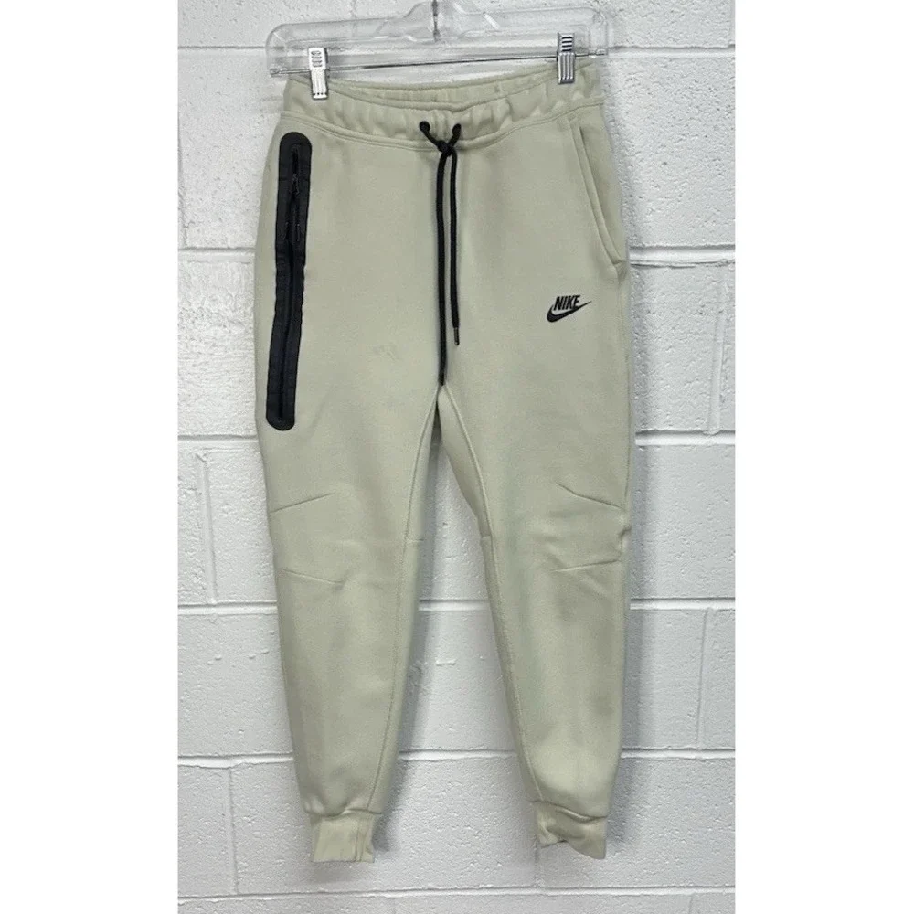 Nike Sportswear Tech Fleece‎ Joggers / Sea Glass Black / Men's Small
